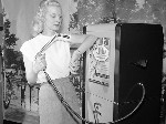 Suntan vending machine 1949