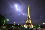 Incredible Picture of The Eiffel Tower Struck By Lightning